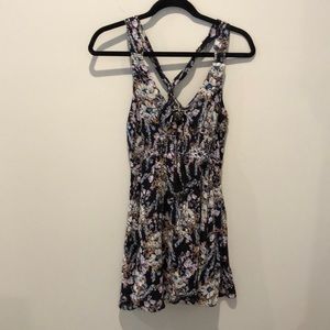 Free people dress crisscross back straps with the keyhole in the back size small